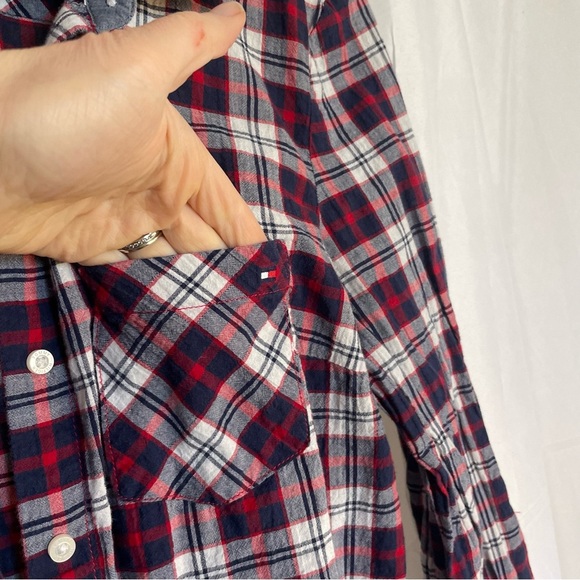 TOMMY HILFIGER Women’s Red Navy Plaid Button Down Long Sleeve Shirt Size Small - Picture 6 of 13